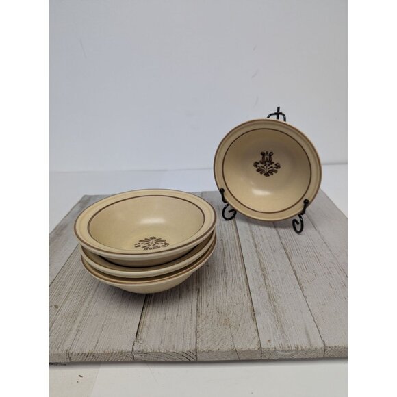 Pfaltzgraff Other - Set of 4 Pfaltzgraff Village Tan Dessert Bowl USA 5 1/4" Rimmed